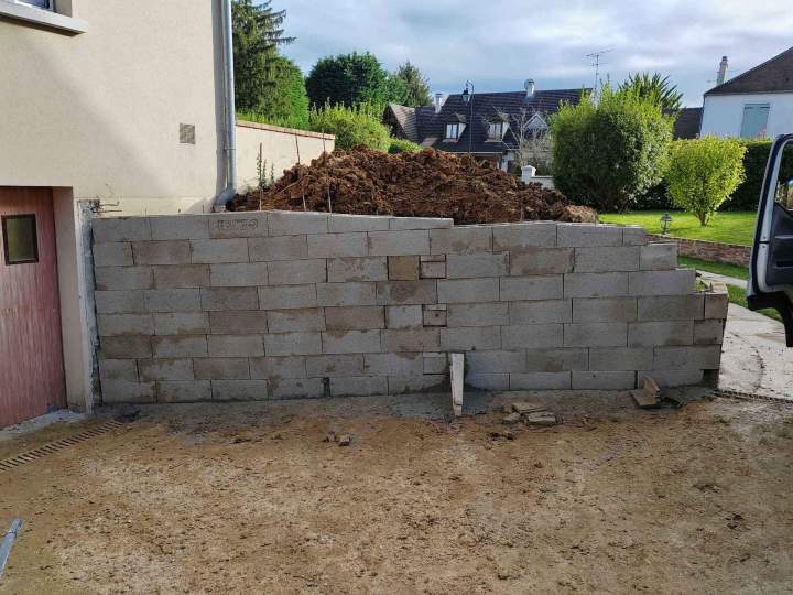 Construction muret La Ferté-Gaucher